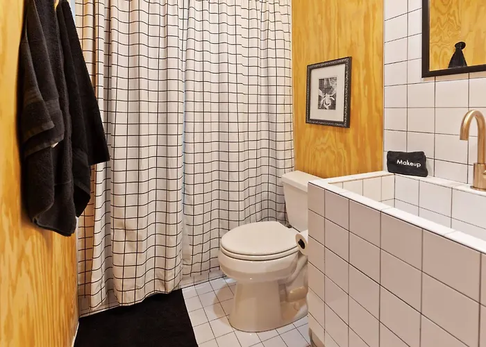 Guest house Unique*new*hot Tub Studio*mins To Dt & Phx Airport Phoenix